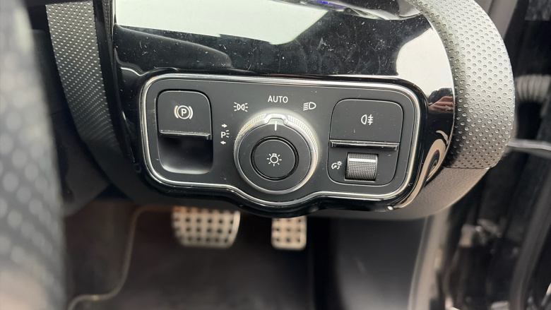 Mercedes-Benz CLA 180 AMG Line Premium Plus 4dr Tip Auto Petrol Saloon